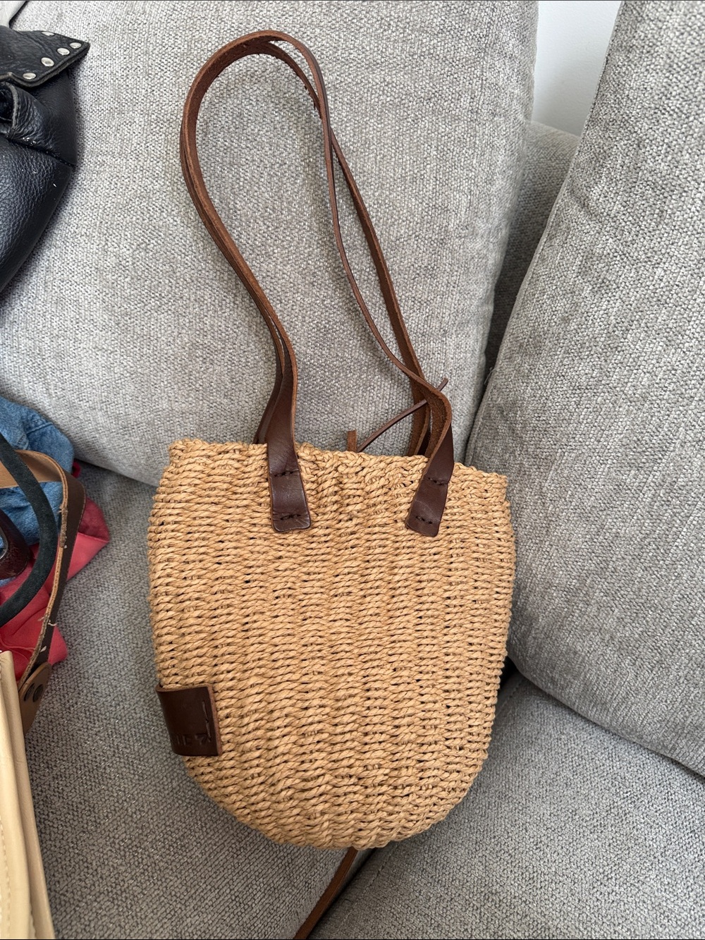 Woven Straw Bucket Bag with Brown Leather Straps - Picture 2 of 4
